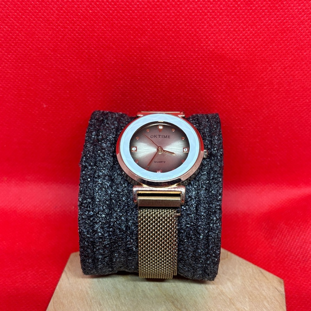 OktimeGold Mesh Band Watch